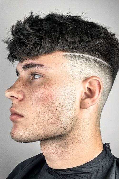 Desconectado Edgar corte de pelo con la línea.