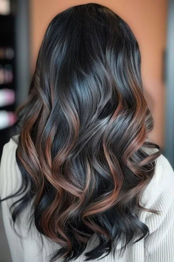 Cabello castaño negro con chocolate Balayage Hair Color Idea.