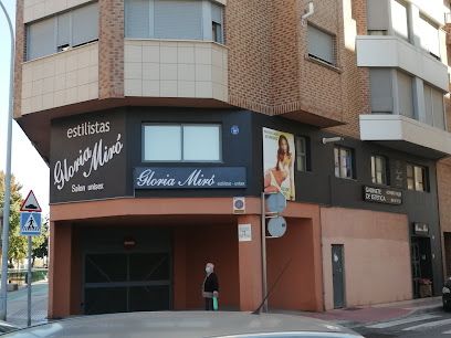 Estilistas Gloria Miró