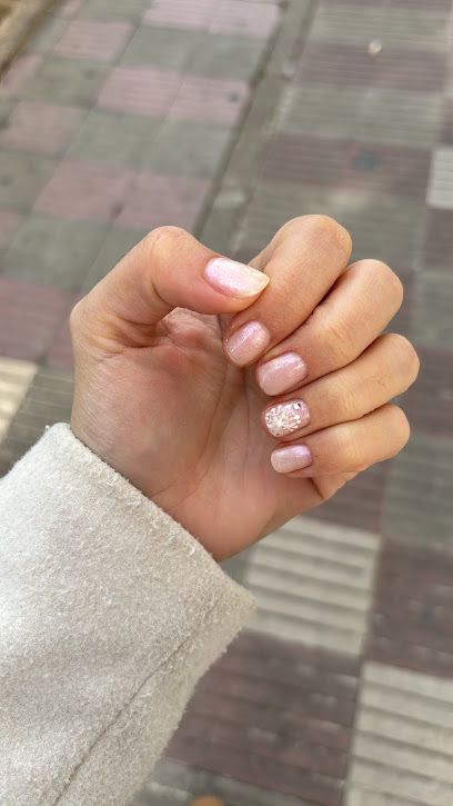 Nova Era Peluquería, Estetica, barbería y Nails