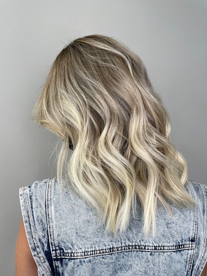 Patricia Sánchez Love Hair