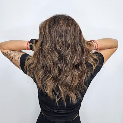 Aché Hair&beauty. Peluquería y estética.Centro de belleza.