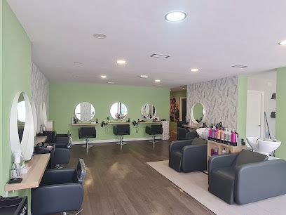 Leyla Silveira Estilistas