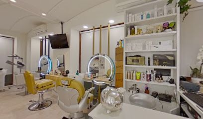 Mayka Artigue Peluquería y Estética