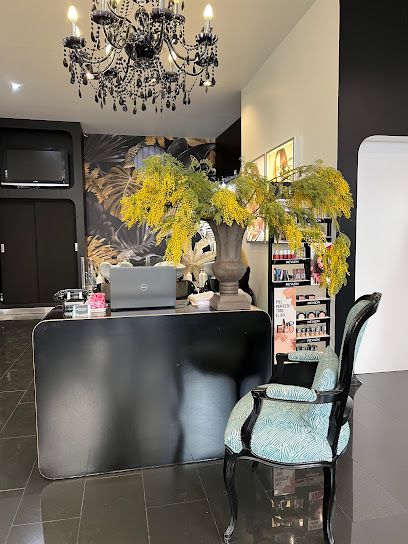 Javier Miron peluquero