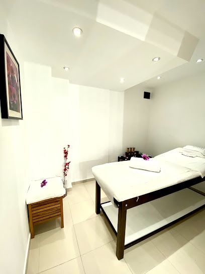 Khaleesi Peluquería Y Estética