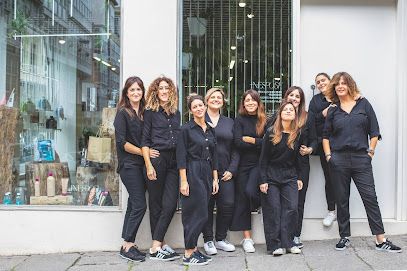 Inés Pose Lifestyle Salon