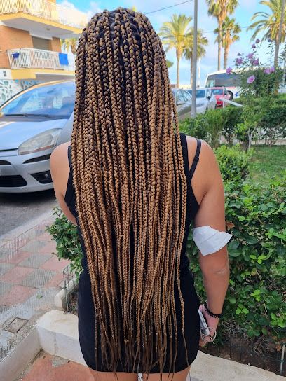 Peluqueria De Trenzas UMINA