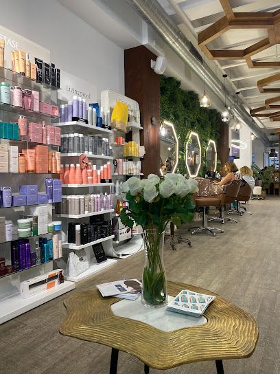ADONAY SEVILLA PELUQUERÍA Y ESTÉTICA