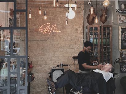 Eddie Moon Barberia Peluqueria Valencia Ruzafa