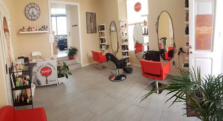 Juanfra Salón De Peluquería