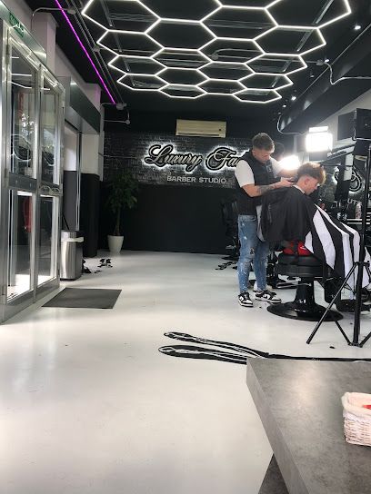 Luxury fade vip studio