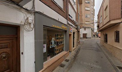 alazan SALÓN DE BELLEZA.